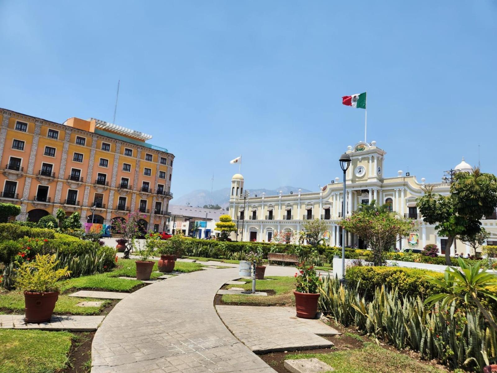 Hotel El Mexicano Tepic Centro Екстериор снимка